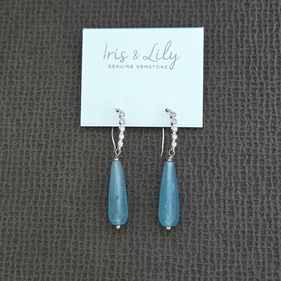 Iris & Lily Blue💙 Teardrop💧Gemstone Earrings - Picture 14 of 14